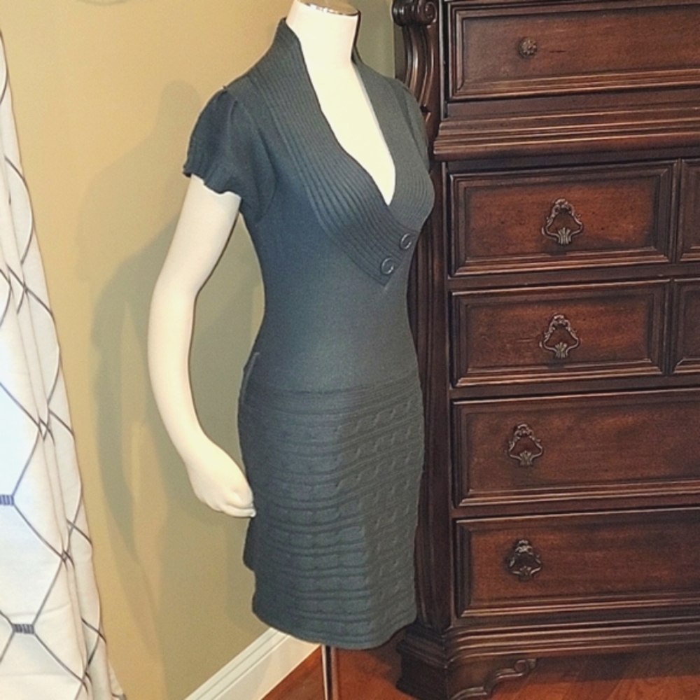 🩶 Red Paint Grey Sweater Dress, Junior's Size L